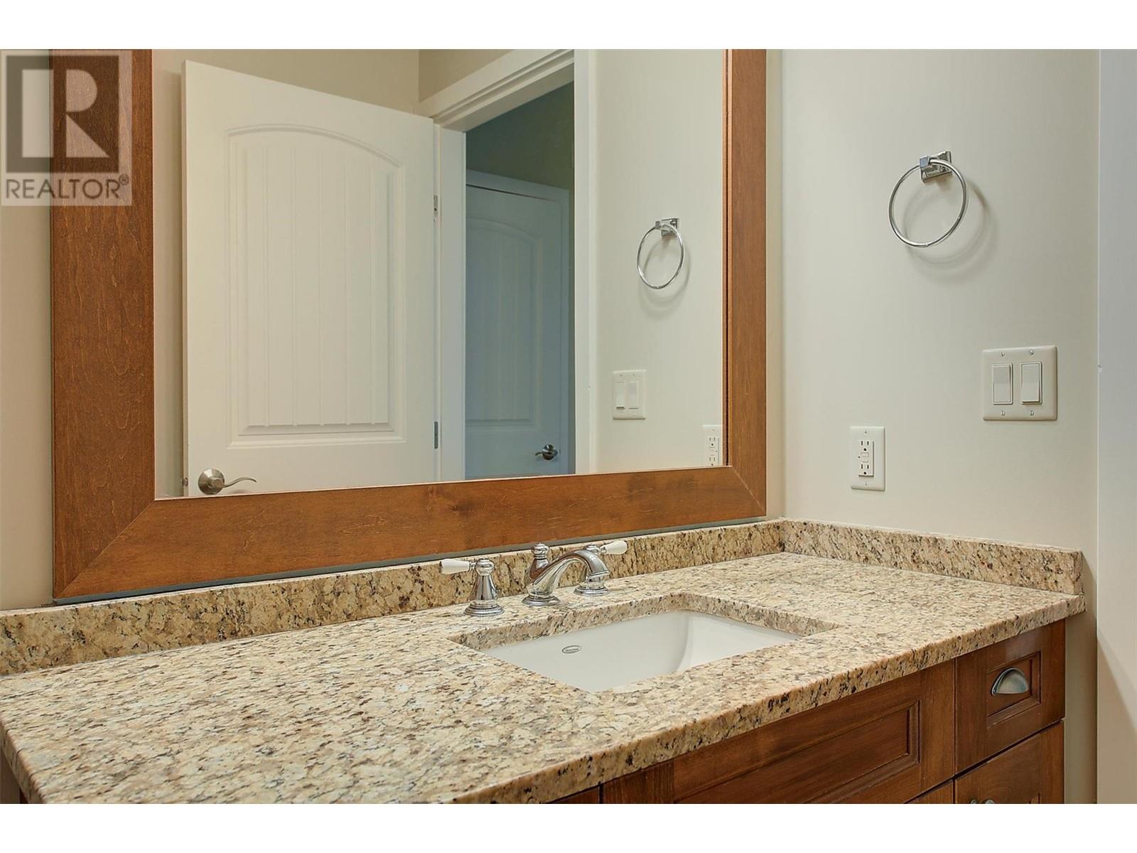 3102 4036 Pritchard Drive North, West Kelowna