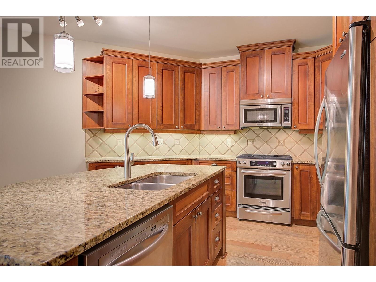 3102 4036 Pritchard Drive North, West Kelowna
