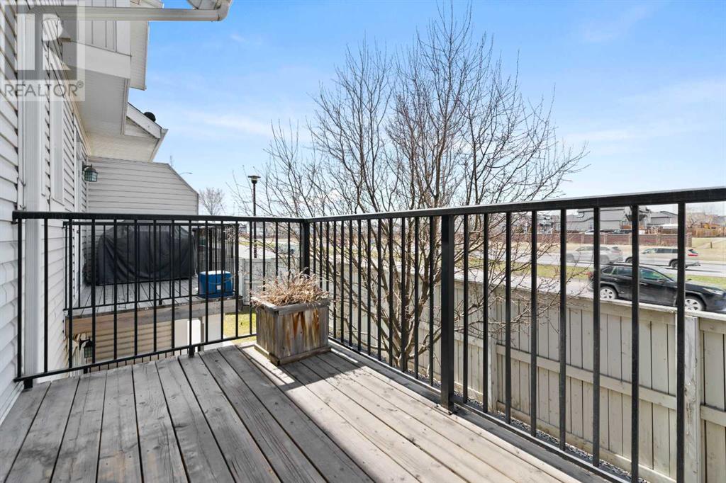Single Family House for Sale in  New Brighton Point SE New Brighton Calgary 