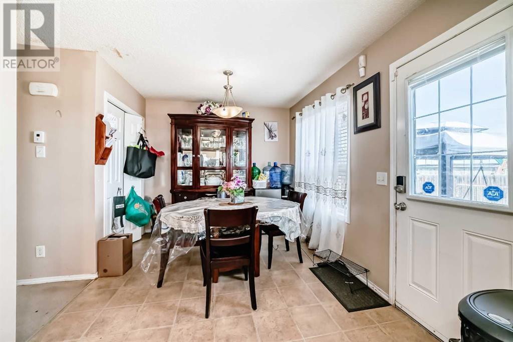 Single Family House for Sale in  Saddlebrook Common NE Saddle Ridge Calgary 