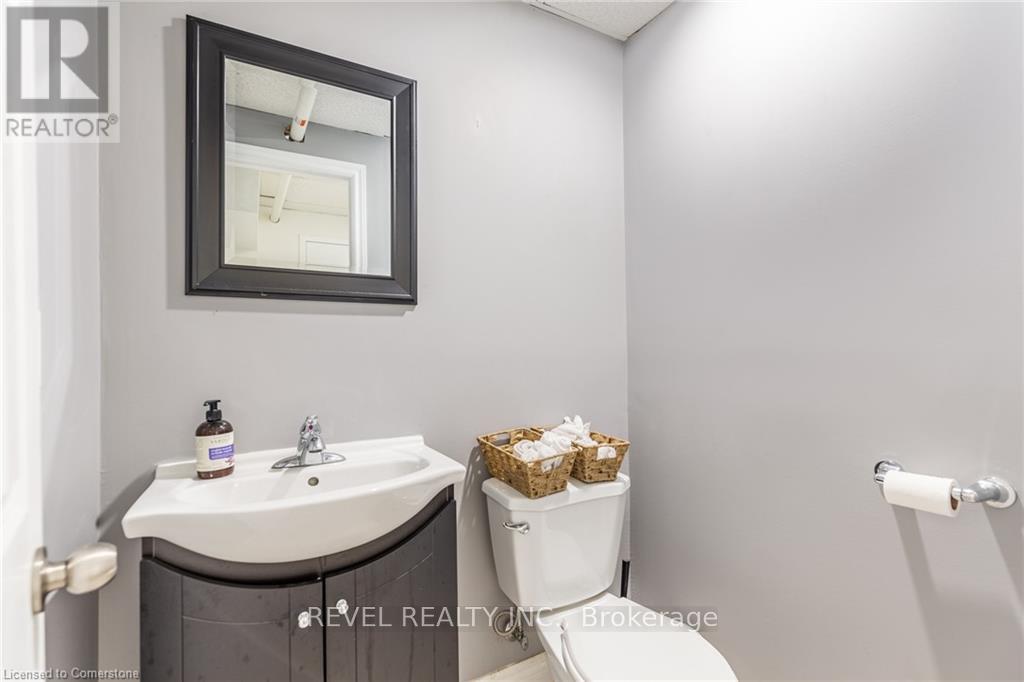 Photo 12 of 21 Bold Street, Hamilton ON