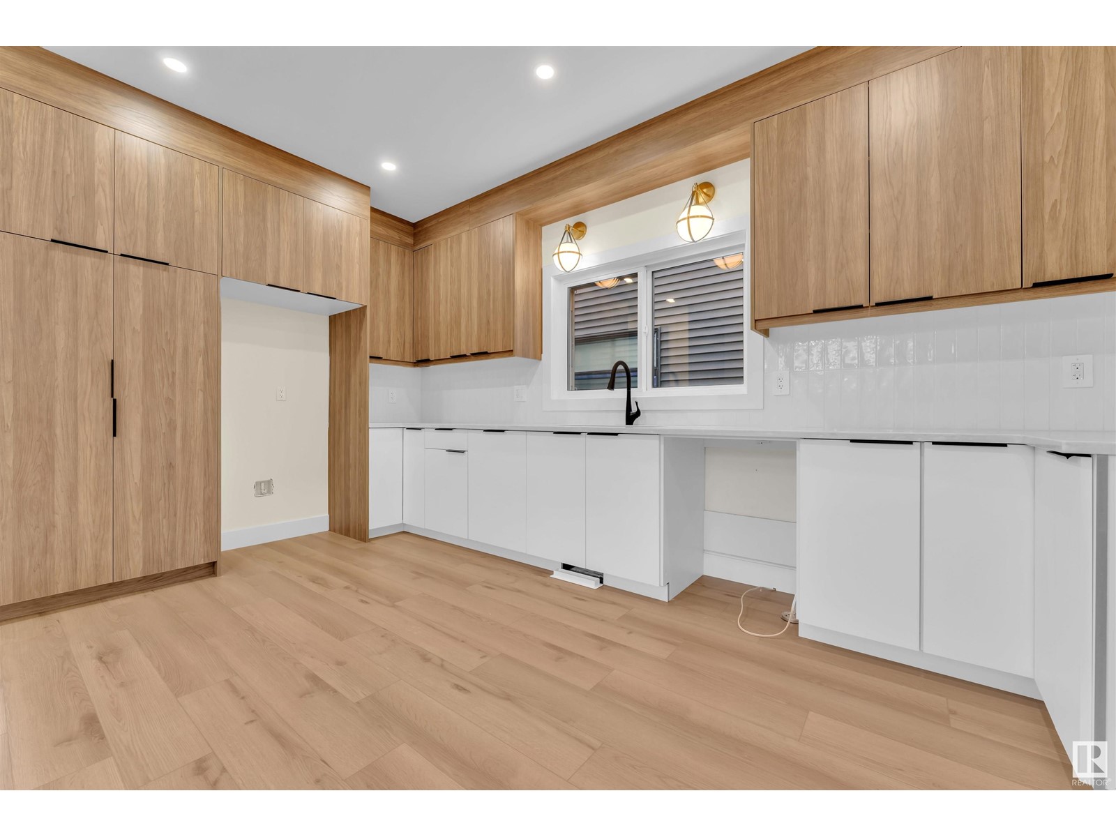 Photo 12 of 10725 132 St Nw, Edmonton AB