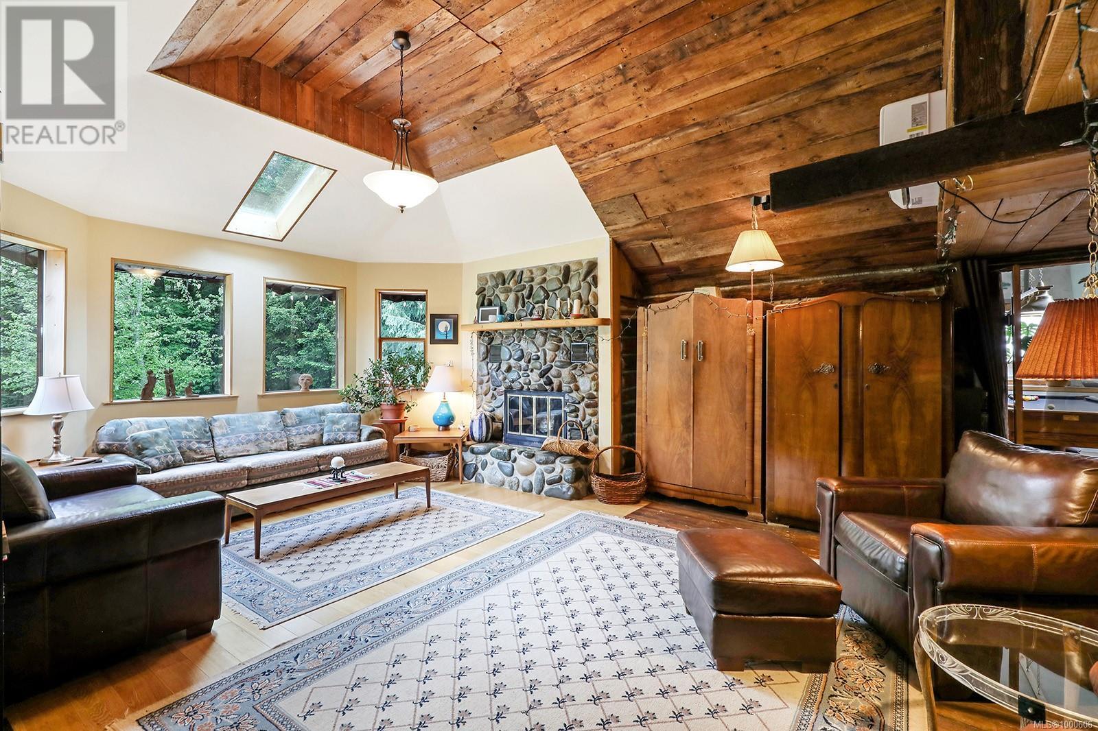 5965 Loxley Rd, Courtenay