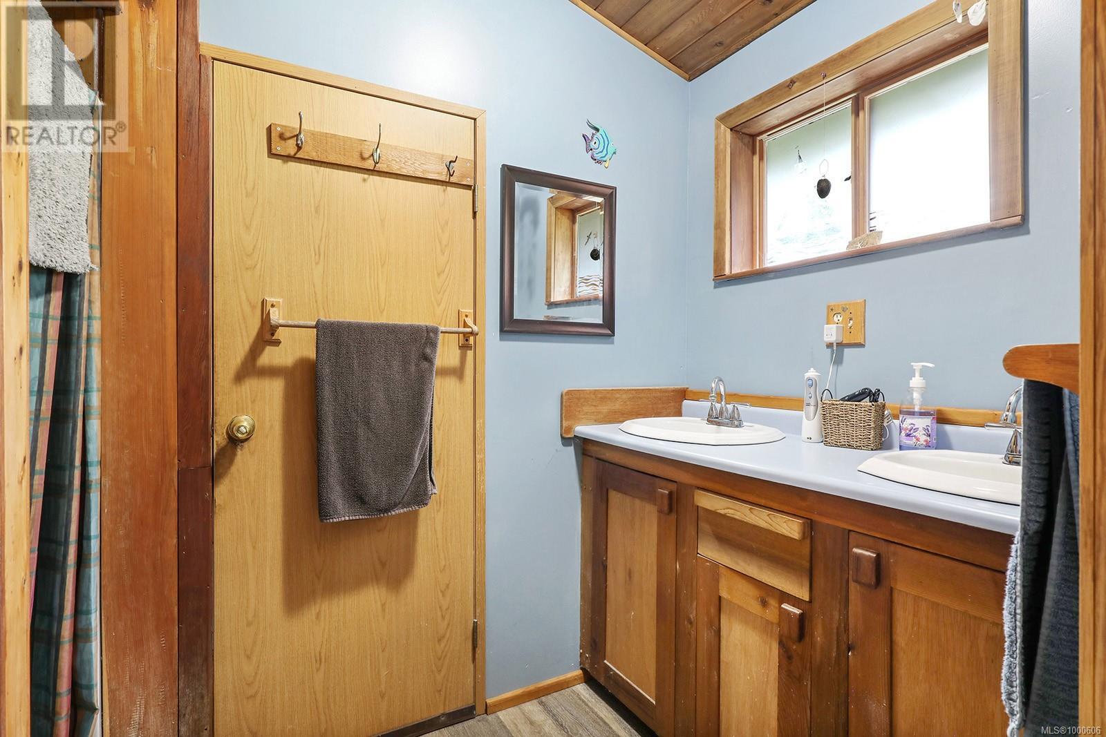 5965 Loxley Rd, Courtenay