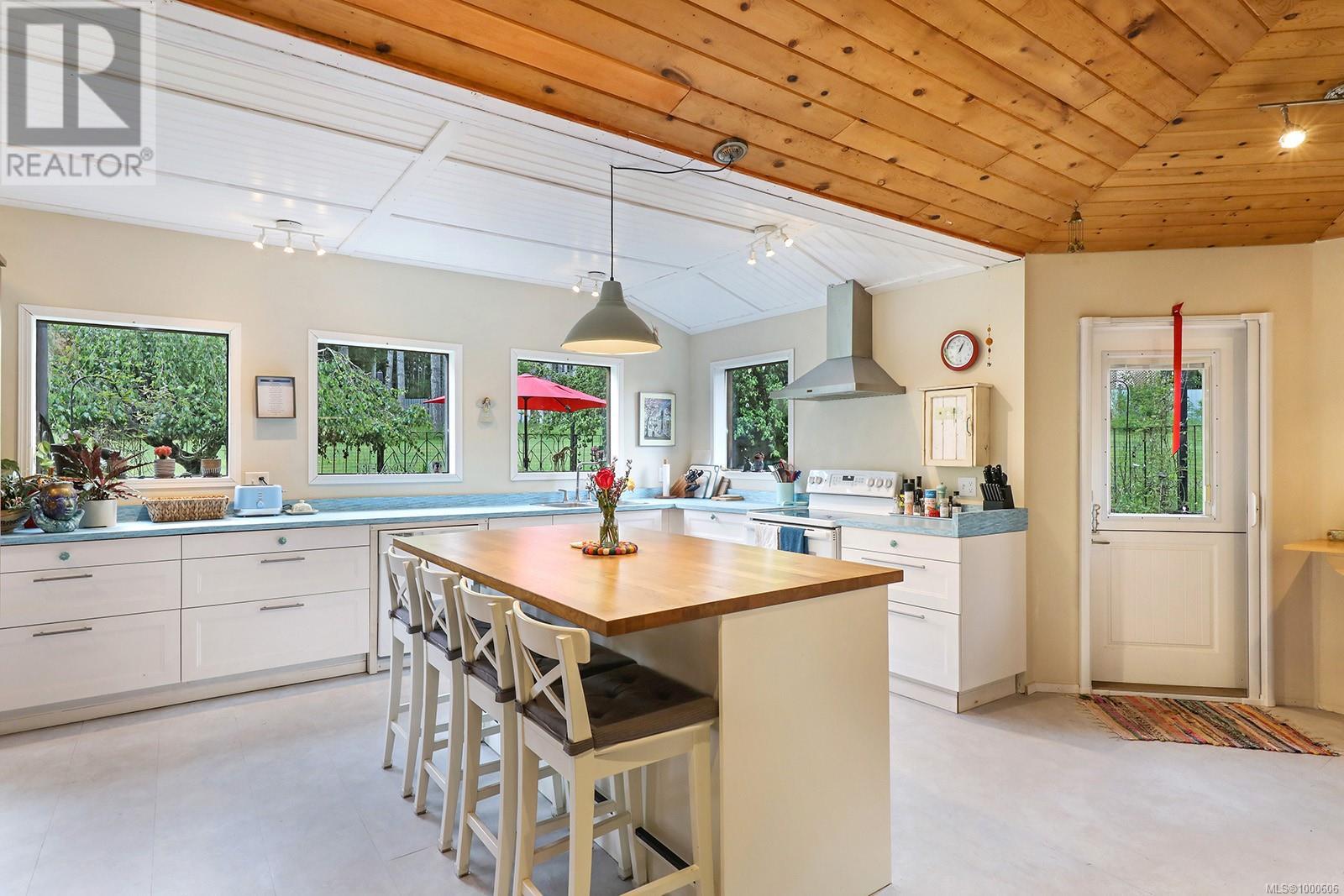 5965 Loxley Rd, Courtenay