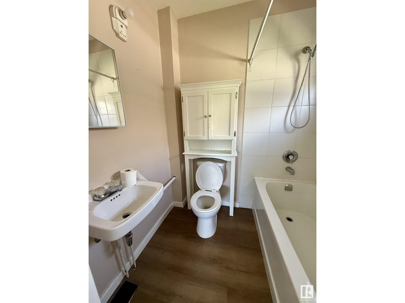 Photo 9 of 4917 47 Av, Stony Plain AB