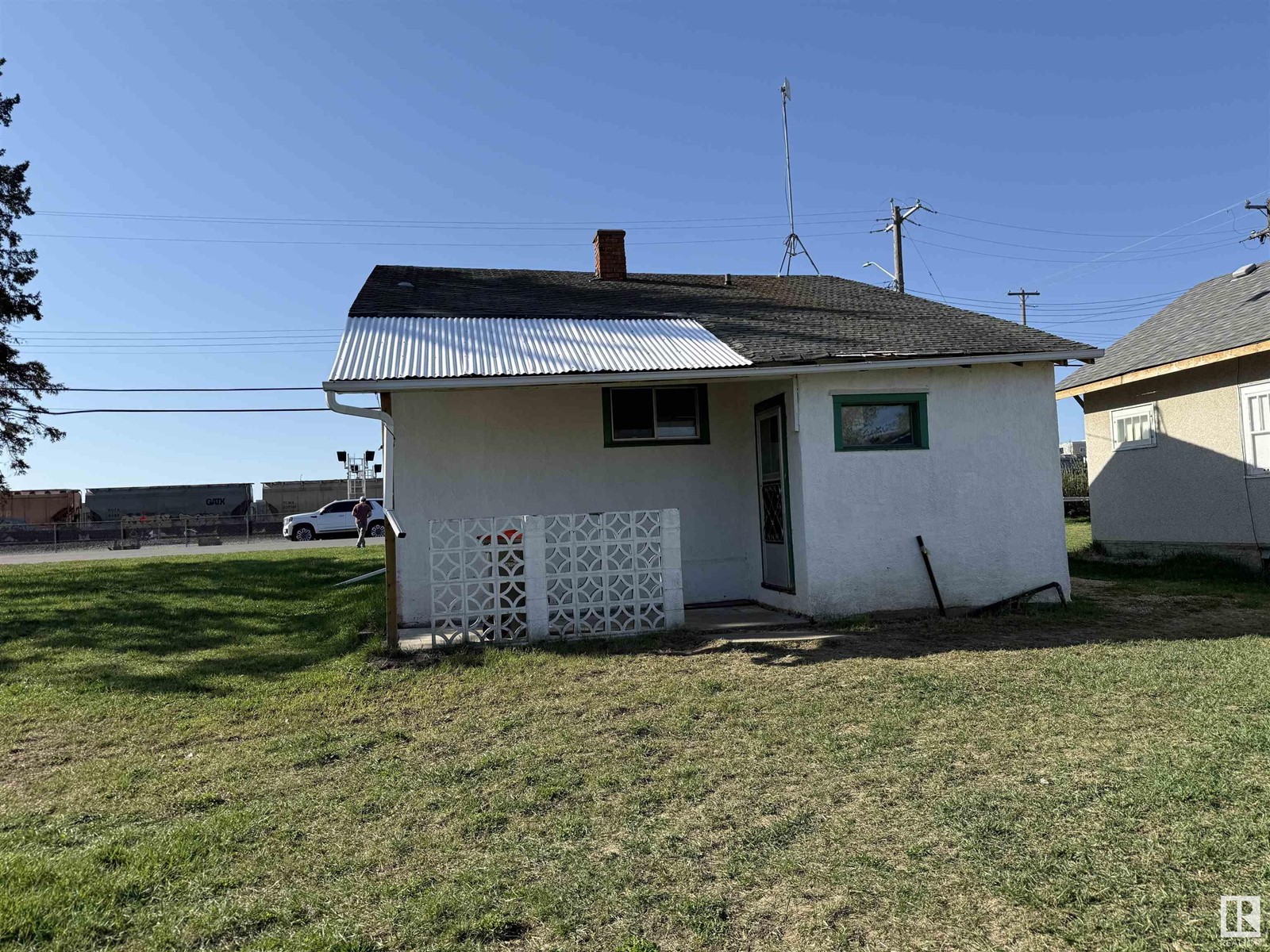 Photo 15 of 4917 47 Av, Stony Plain AB