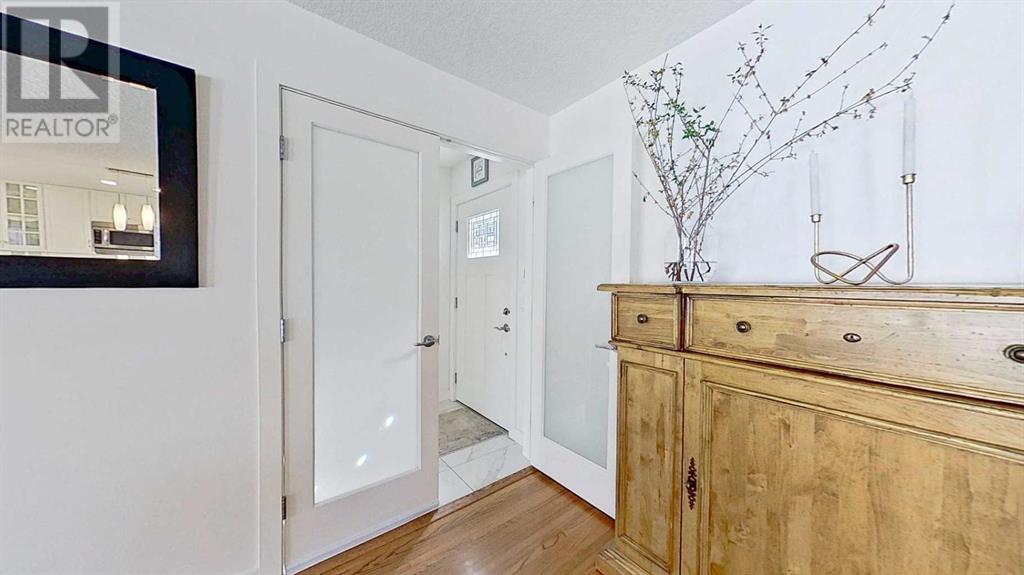 Single Family House 3 Level for Sale in  Lathom Crescent SW Lakeview Calgary 