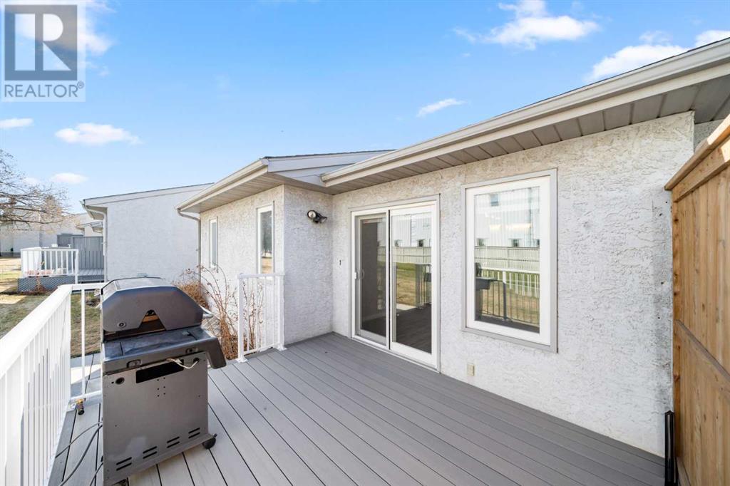 Single Family House Bungalow for Sale in  Rundlelawn Green NE Rundle Calgary 