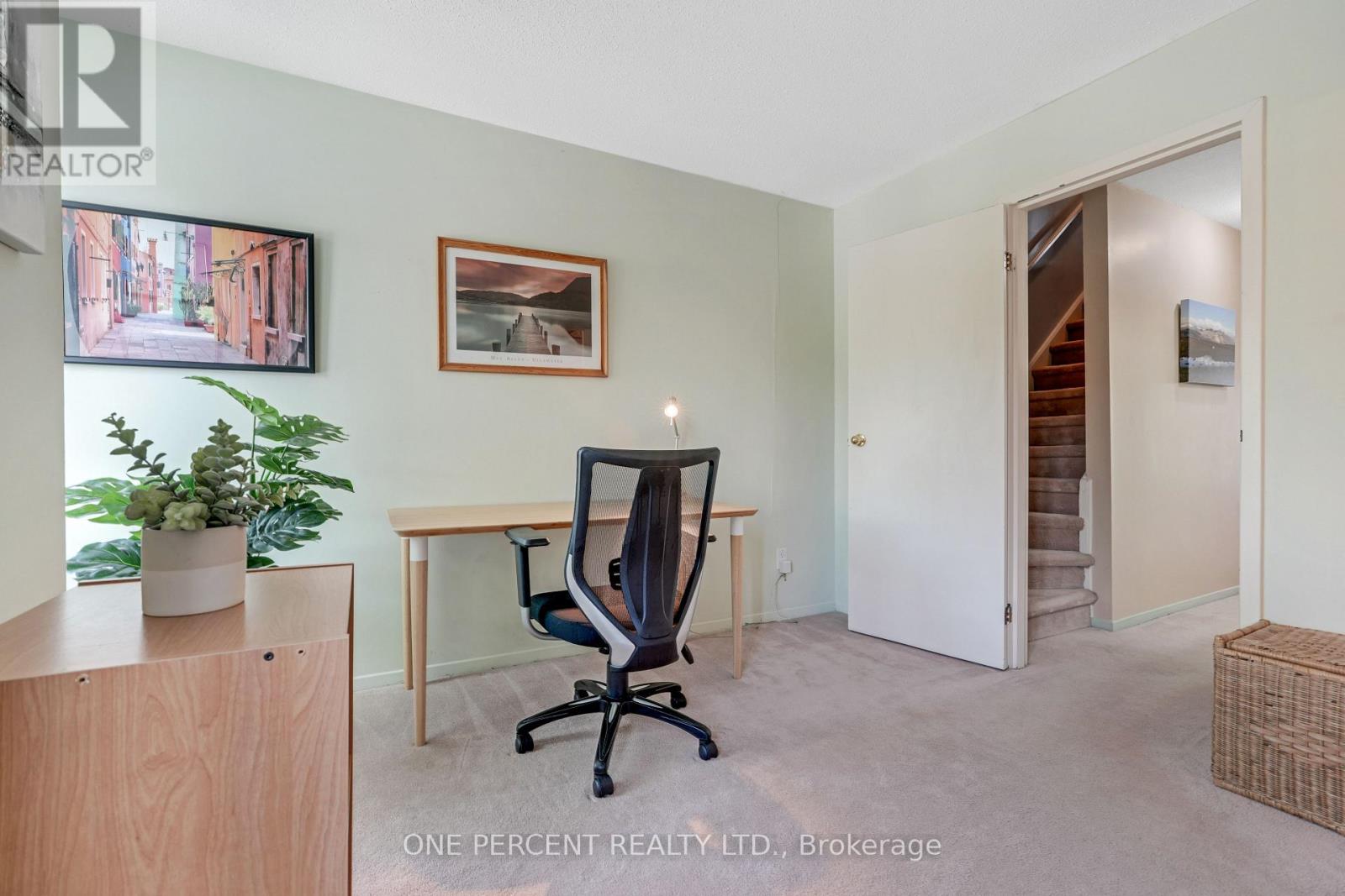 Photo 19 of 63 195 Alvin Road, Ottawa ON