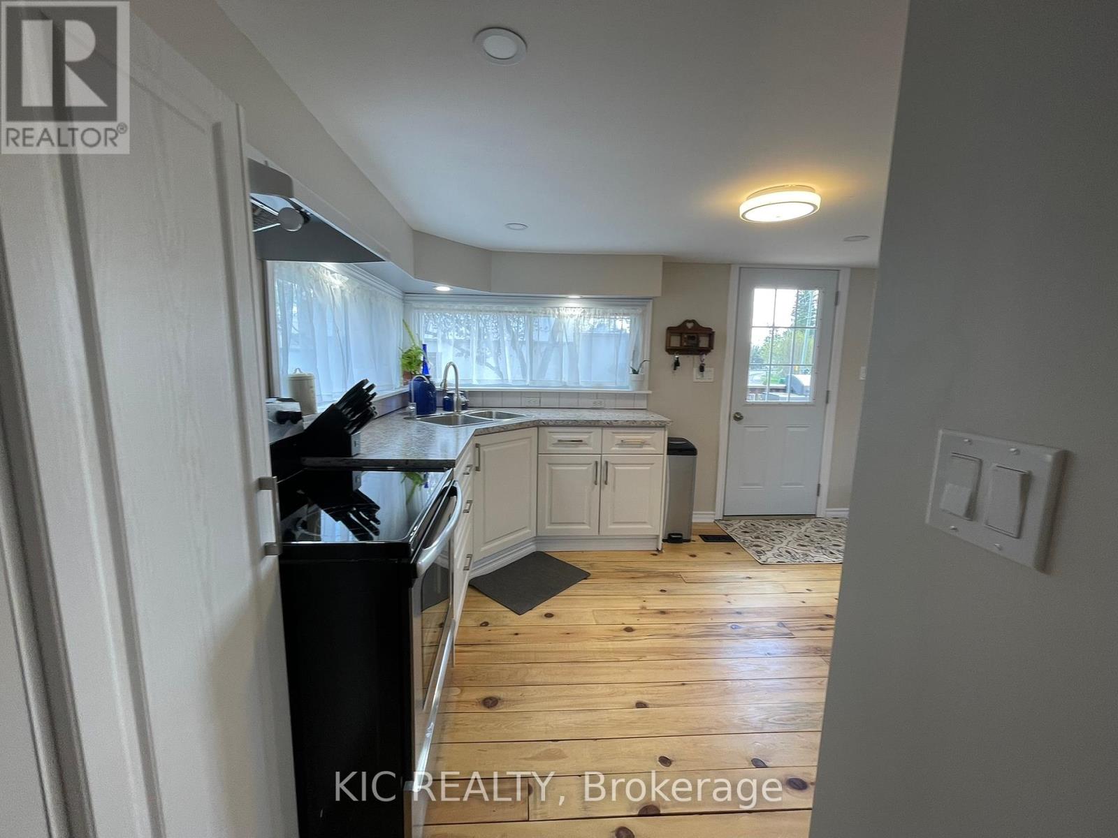 Photo 25 of 668 Church Street, Trent Hills ON