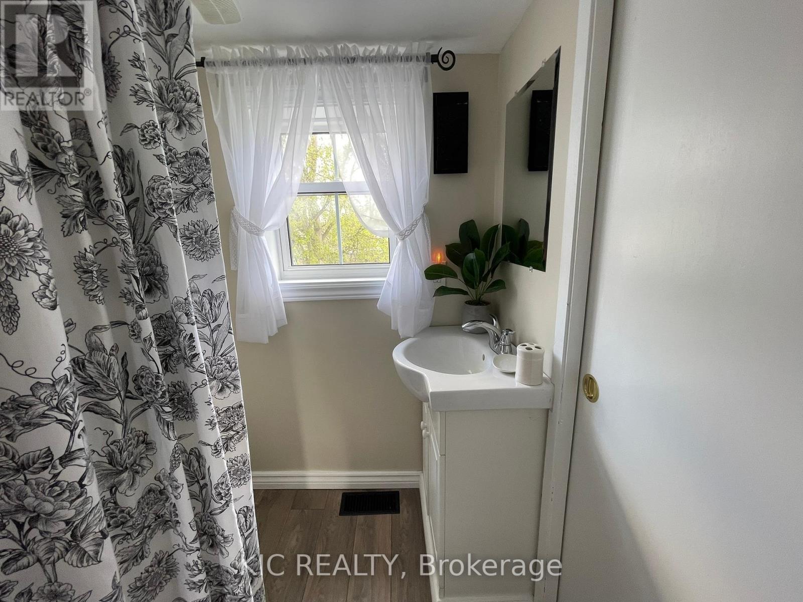 Photo 22 of 668 Church Street, Trent Hills ON