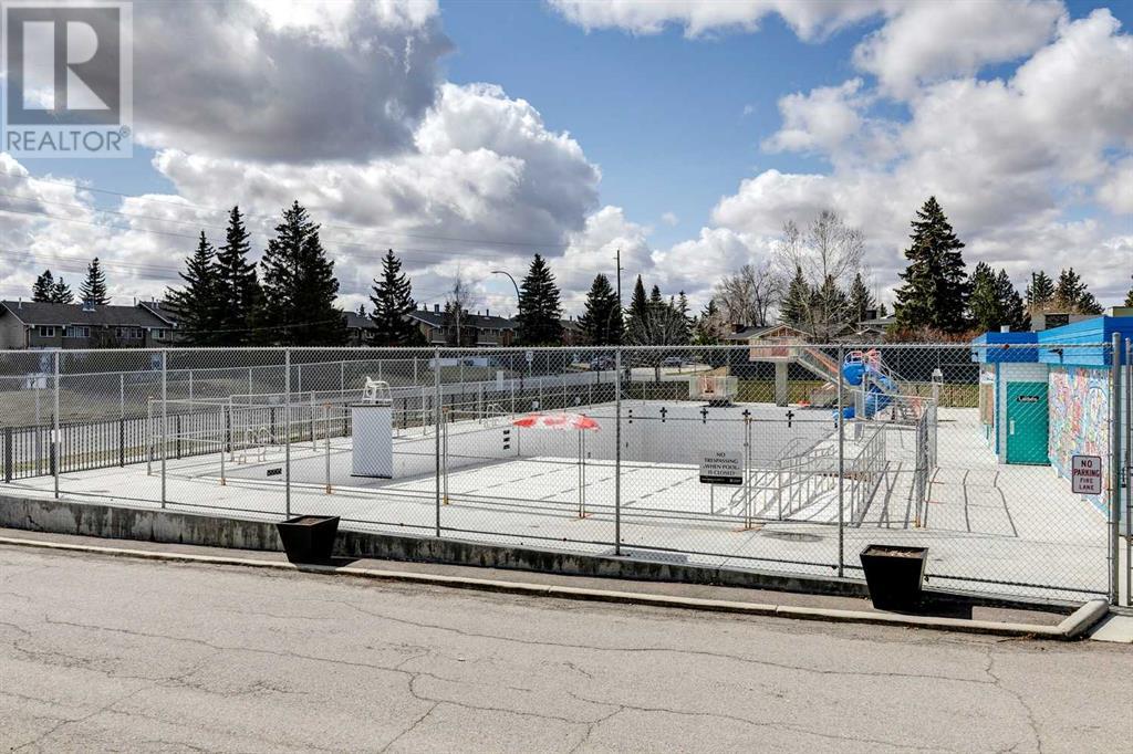 Single Family House for Sale in   Silver Crest Drive NW Silver Springs Calgary 