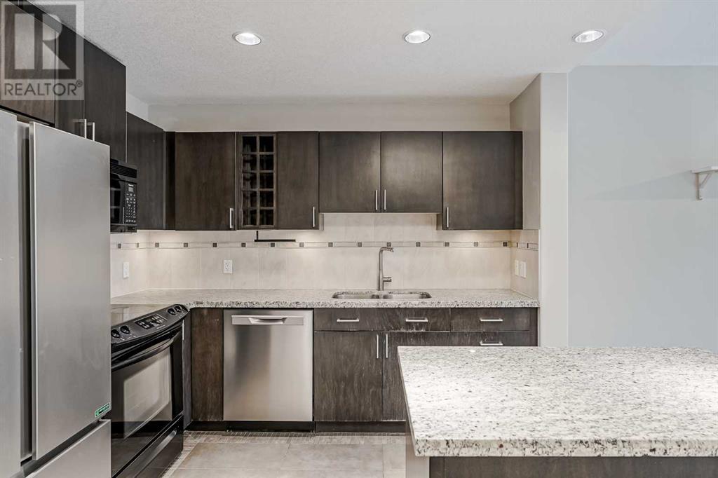Single Family House for Sale in   Spruce Place SW Spruce Cliff Calgary 
