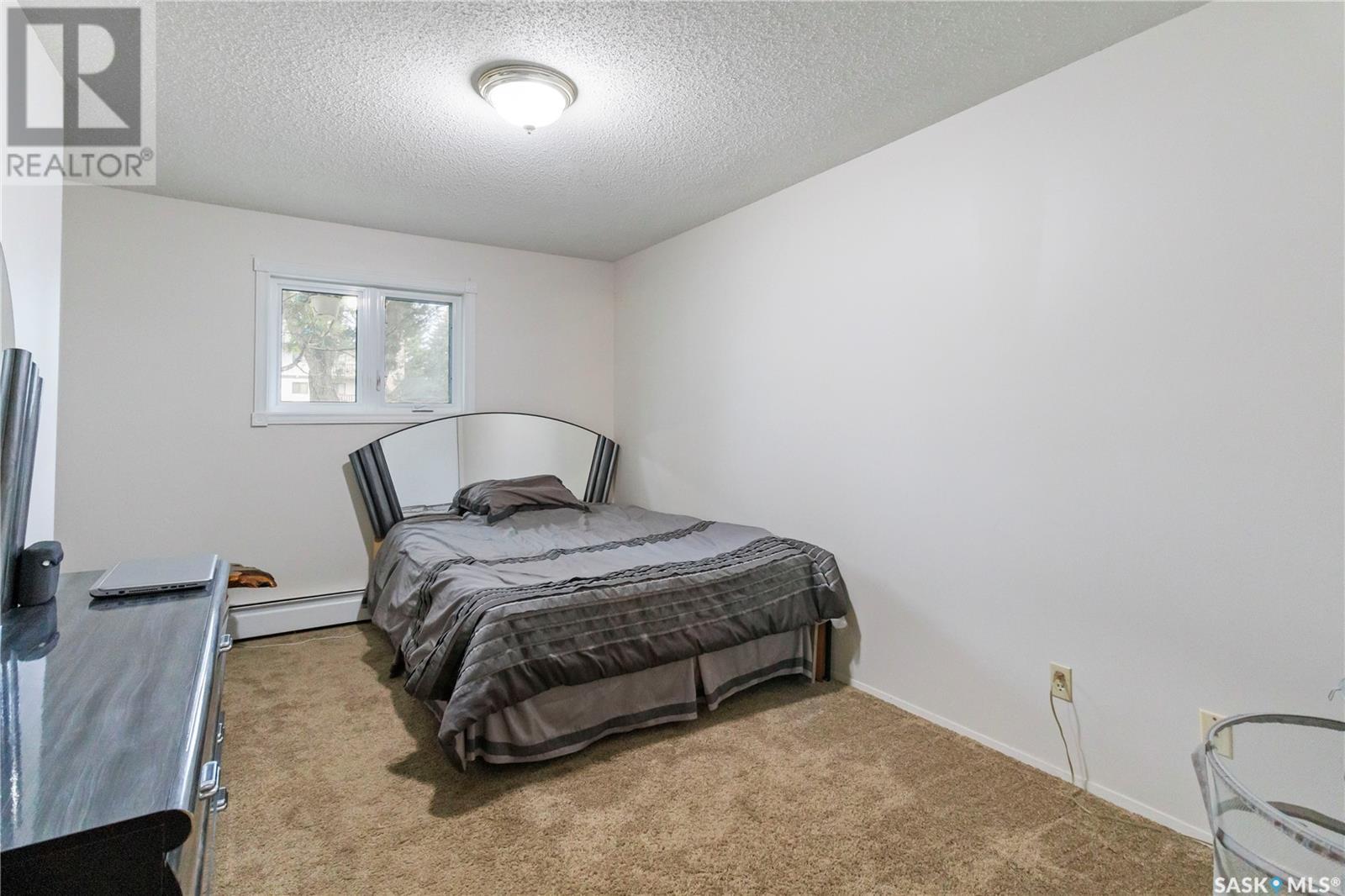 Single Family House Low rise for Sale in  A Heritage LANE Saskatoon 