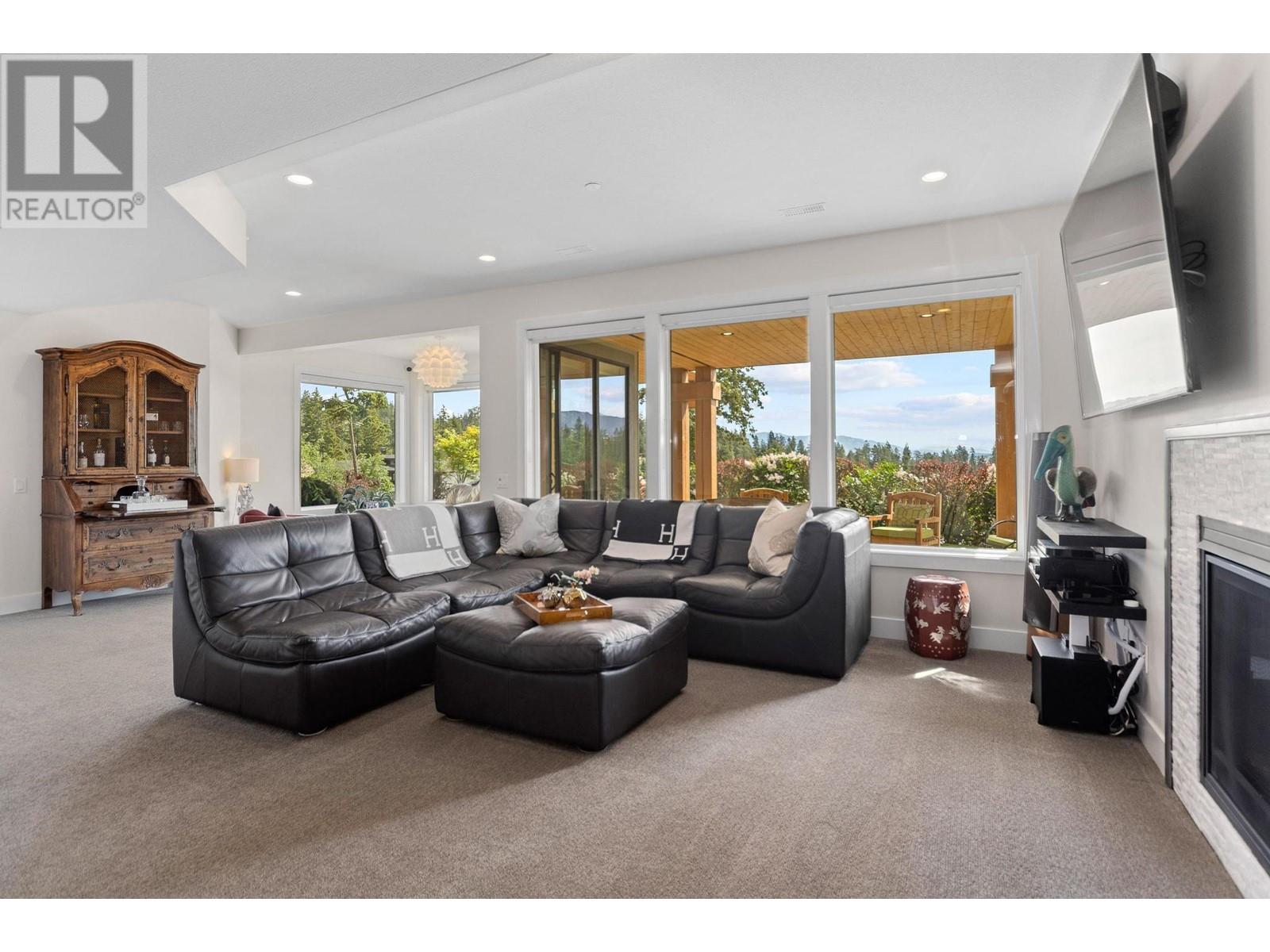 173 Whitetail Ridge, Vernon