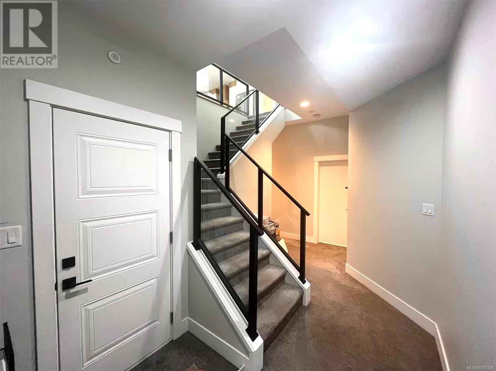 5705 Linley Valley Dr, Nanaimo