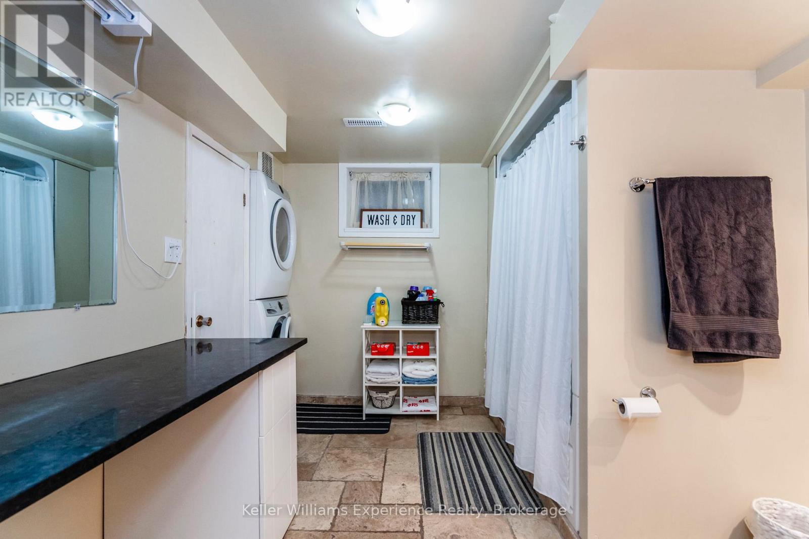 Photo 21 of 768 Bay Street, Midland ON