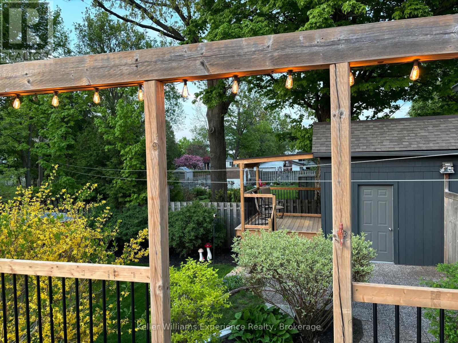 Photo 27 of 768 Bay Street, Midland ON