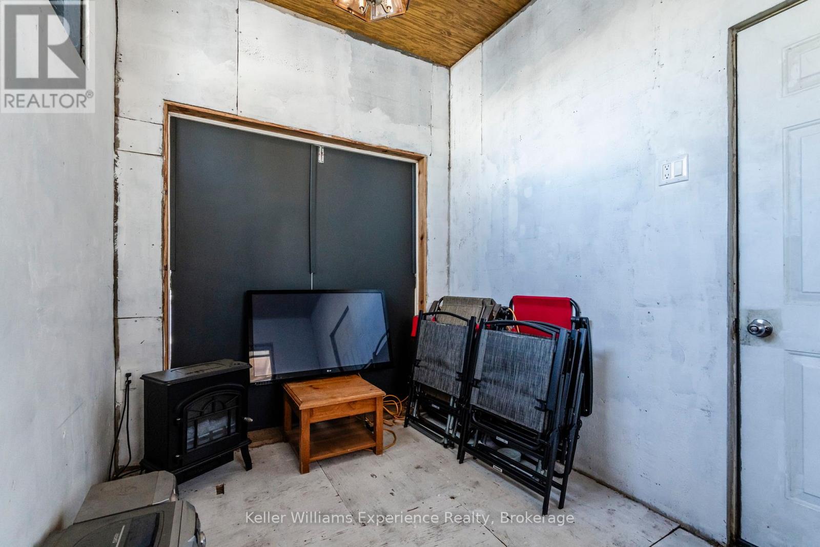 Photo 35 of 768 Bay Street, Midland ON