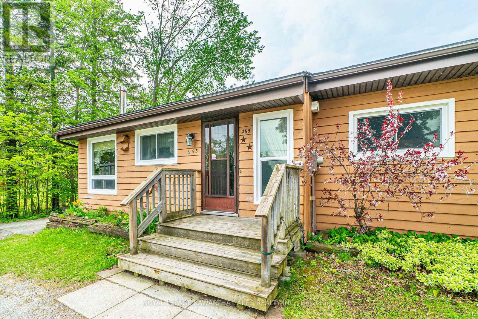 Photo 7 of 265 Cameron Street E, Brock ON