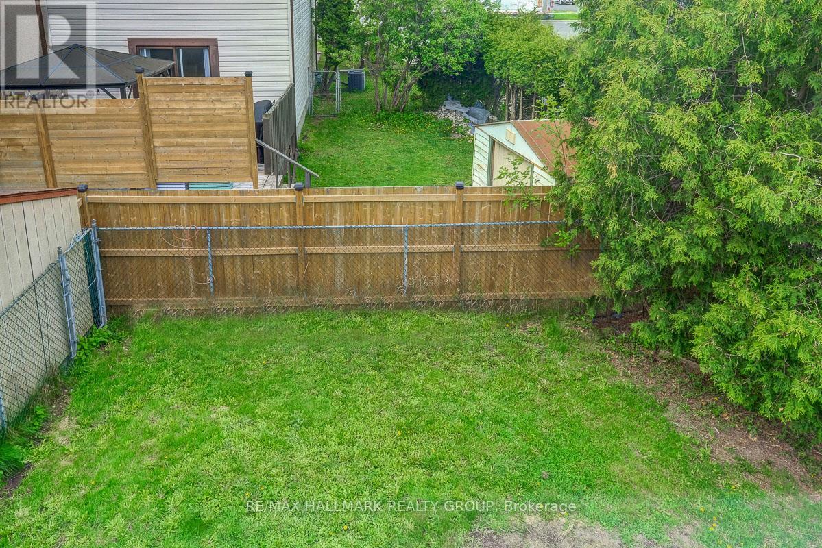 Photo 21 of 1701 Lafrance Drive, Ottawa ON