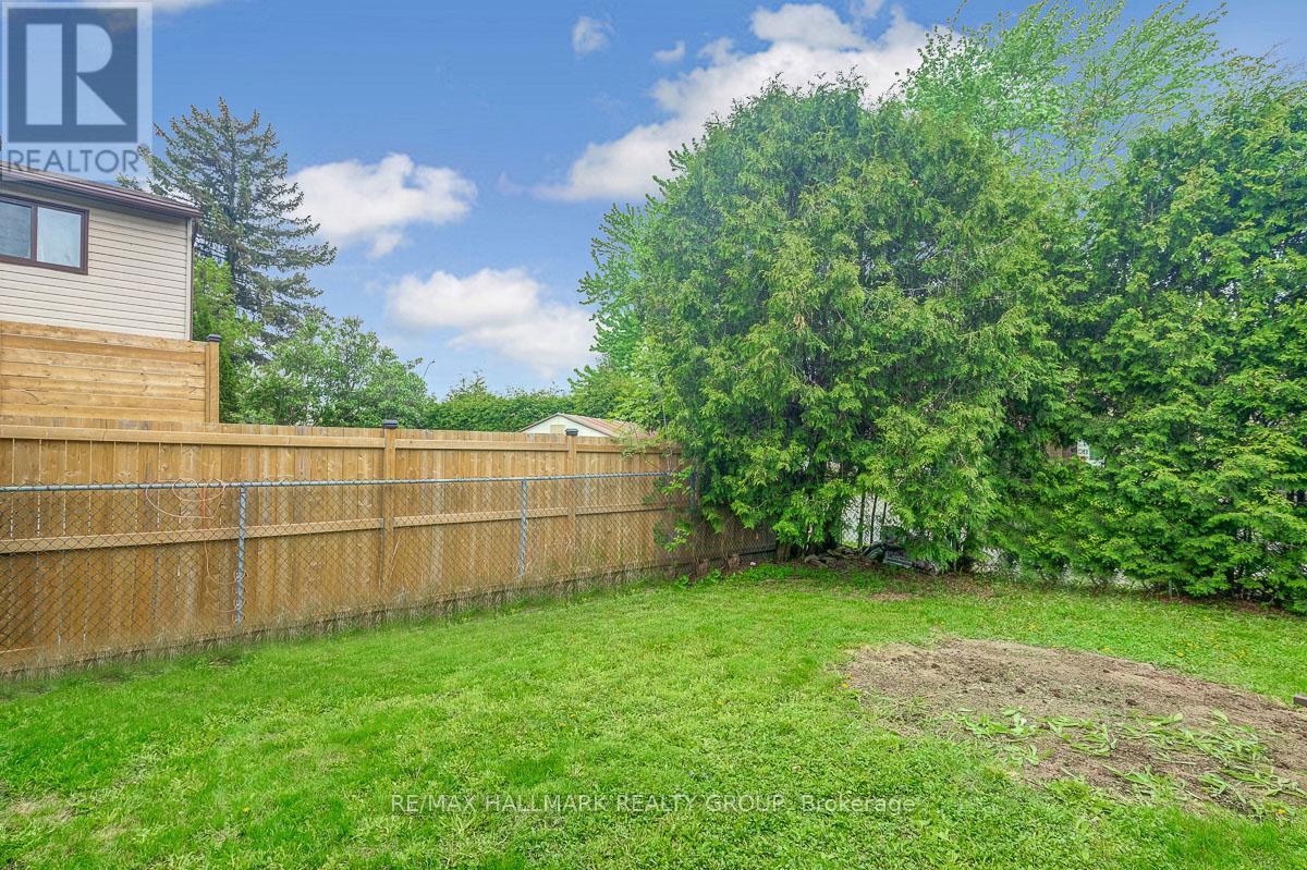 Photo 28 of 1701 Lafrance Drive, Ottawa ON