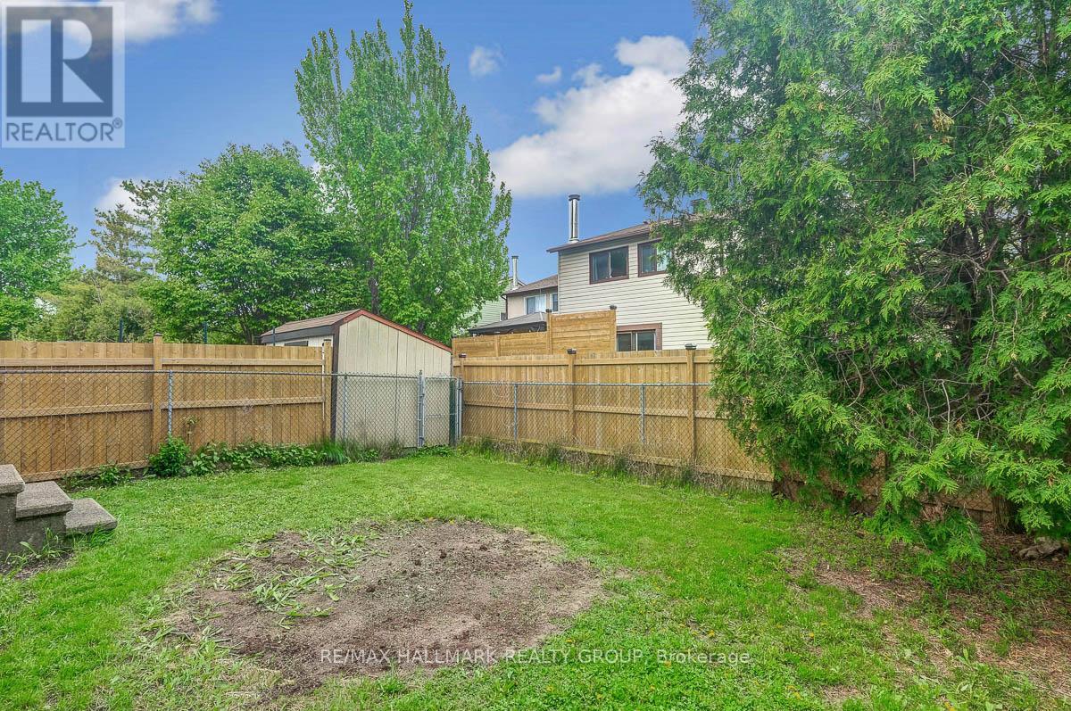 Photo 25 of 1701 Lafrance Drive, Ottawa ON