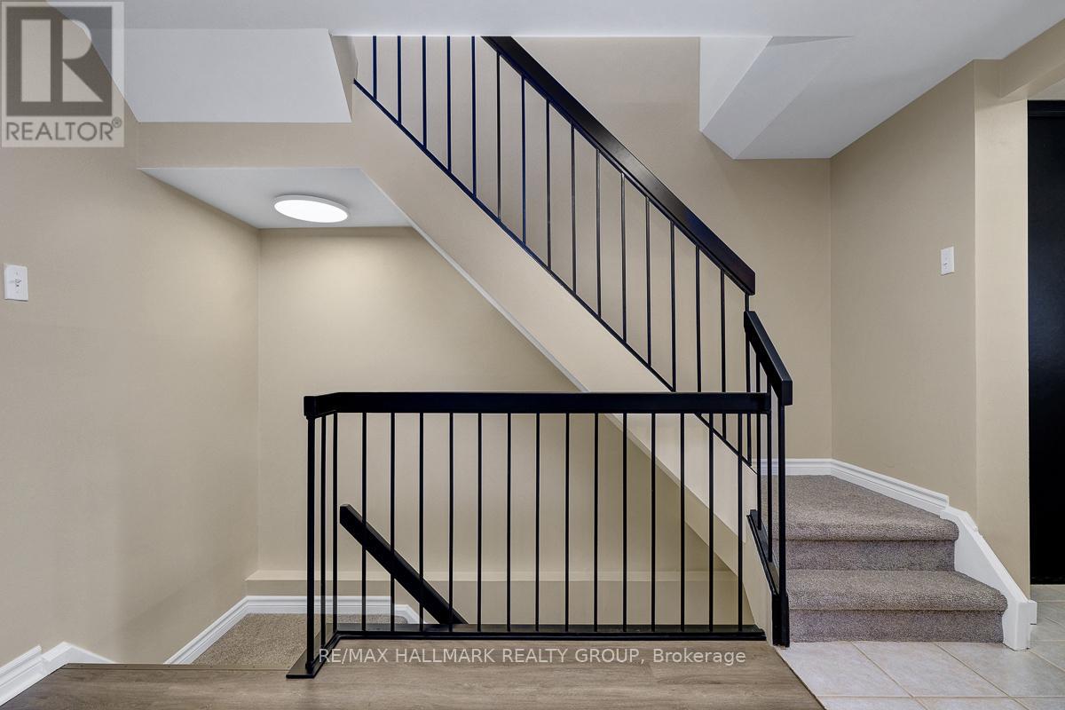 Photo 31 of 1701 Lafrance Drive, Ottawa ON