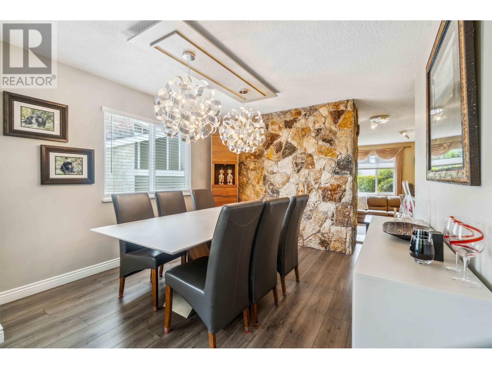 2761 PILOT DRIVE, Coquitlam real estate listing R3005807