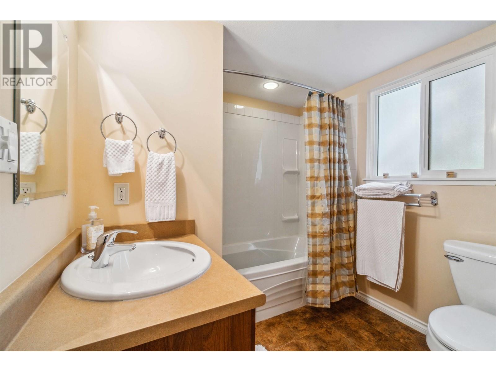 2761 PILOT DRIVE, Coquitlam real estate listing R3005807