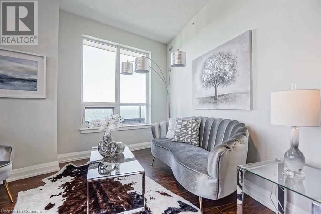 Photo 10 of 7161 Yonge Street Unit 2731, Markham ON