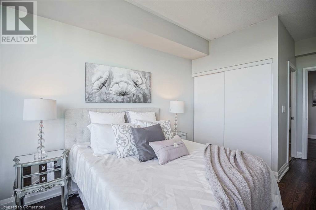 Photo 14 of 7161 Yonge Street Unit 2731, Markham ON