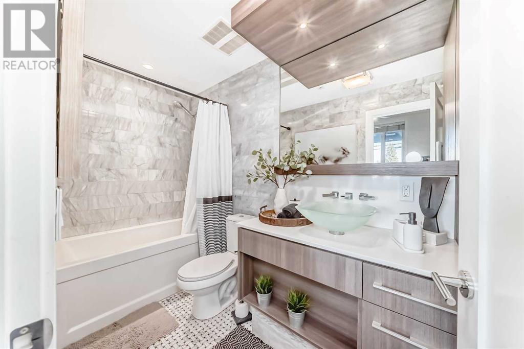 Single Family House for Sale in    Street NW West Hillhurst Calgary 