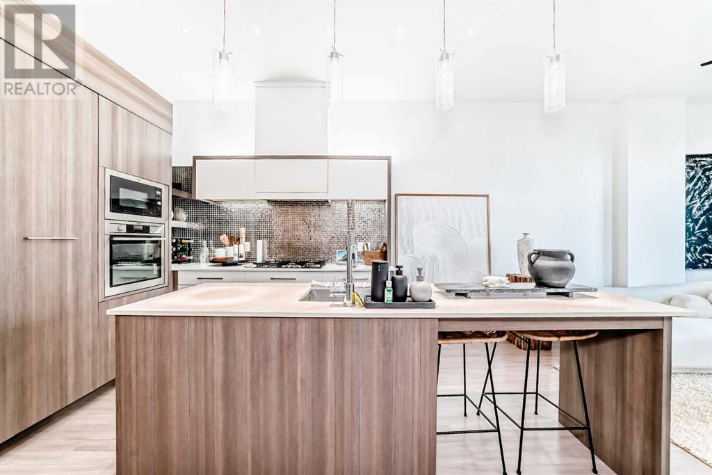 Single Family House for Sale in    Street NW West Hillhurst Calgary 