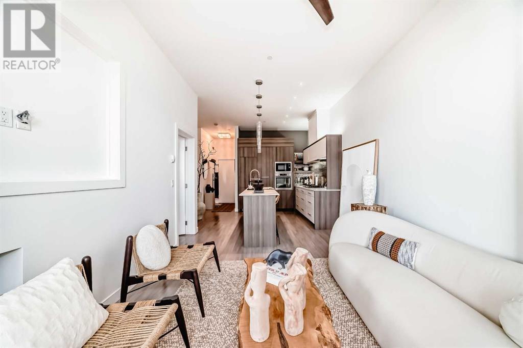 Single Family House for Sale in    Street NW West Hillhurst Calgary 