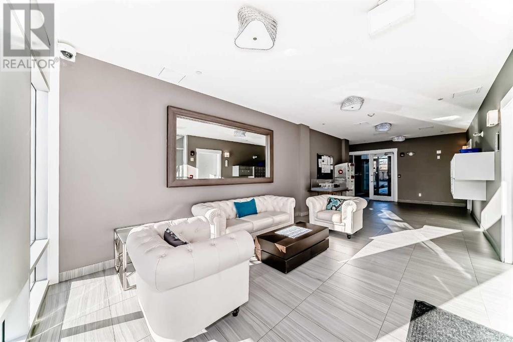 Single Family House for Sale in    Street NW West Hillhurst Calgary 