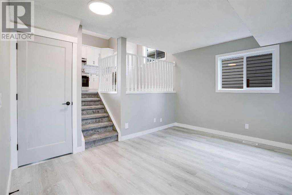 Single Family House 4 Level for Sale in  Erin Woods Drive SE Erin Woods Calgary 