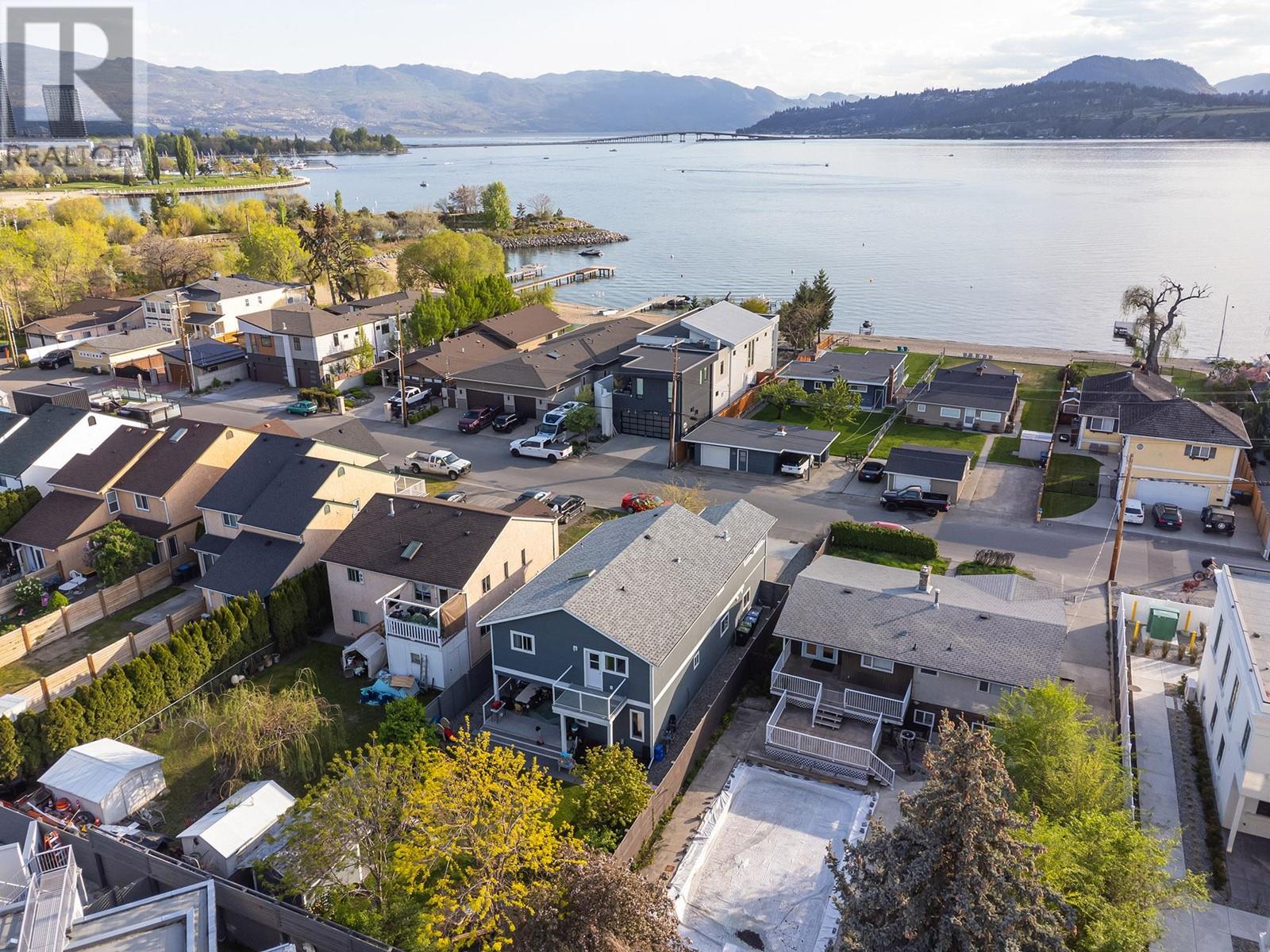  969 Manhattan Drive, Kelowna