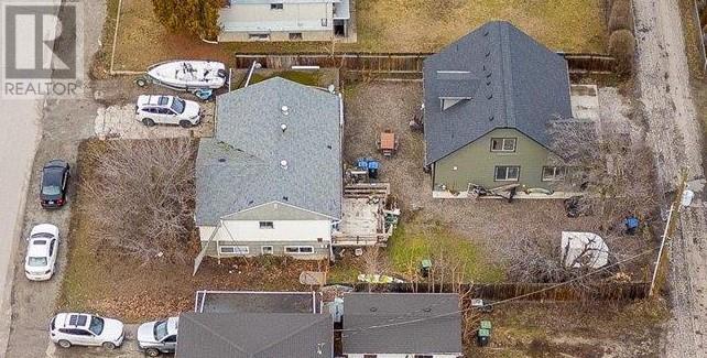  2261 Burnett Street, Kelowna