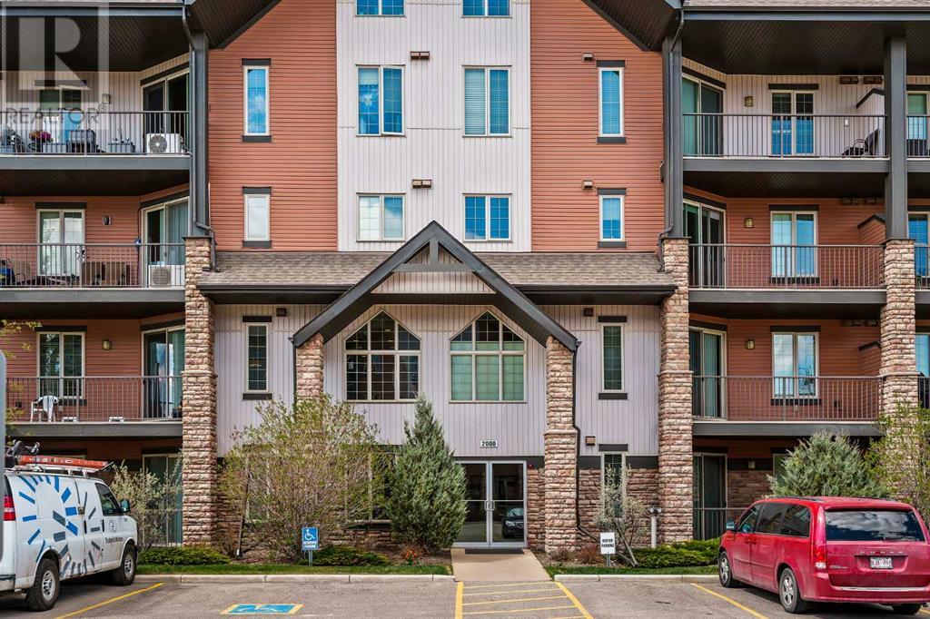 2106, 15 Sunset Square, Cochrane, Alberta