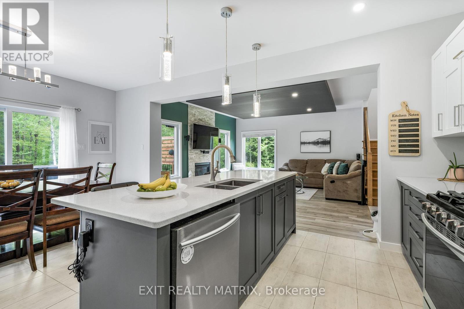 Photo 16 of 1463 Vinette Road, Clarencerockland ON