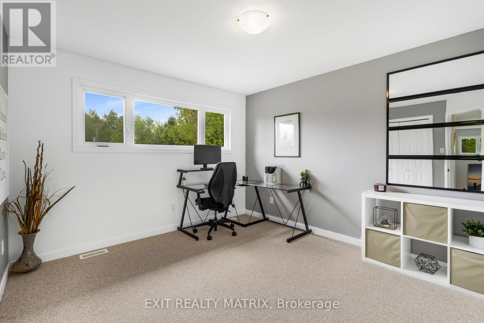 Photo 24 of 1463 Vinette Road, Clarencerockland ON
