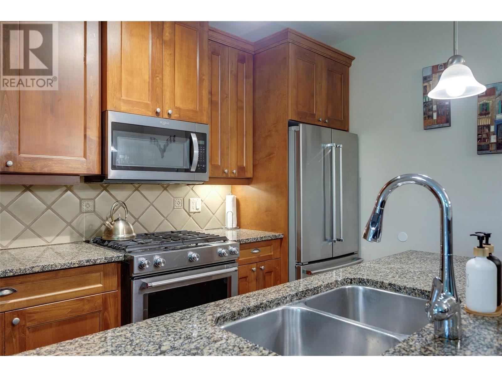 3103 4036 Pritchard Drive, West Kelowna