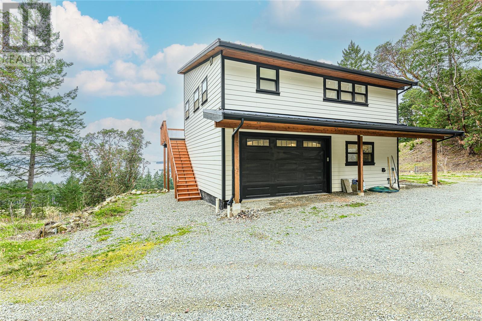 879 Rainbow Rd, Salt Spring