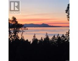 879 Rainbow Rd, Salt Spring, BC V8K2M8 Photo 24