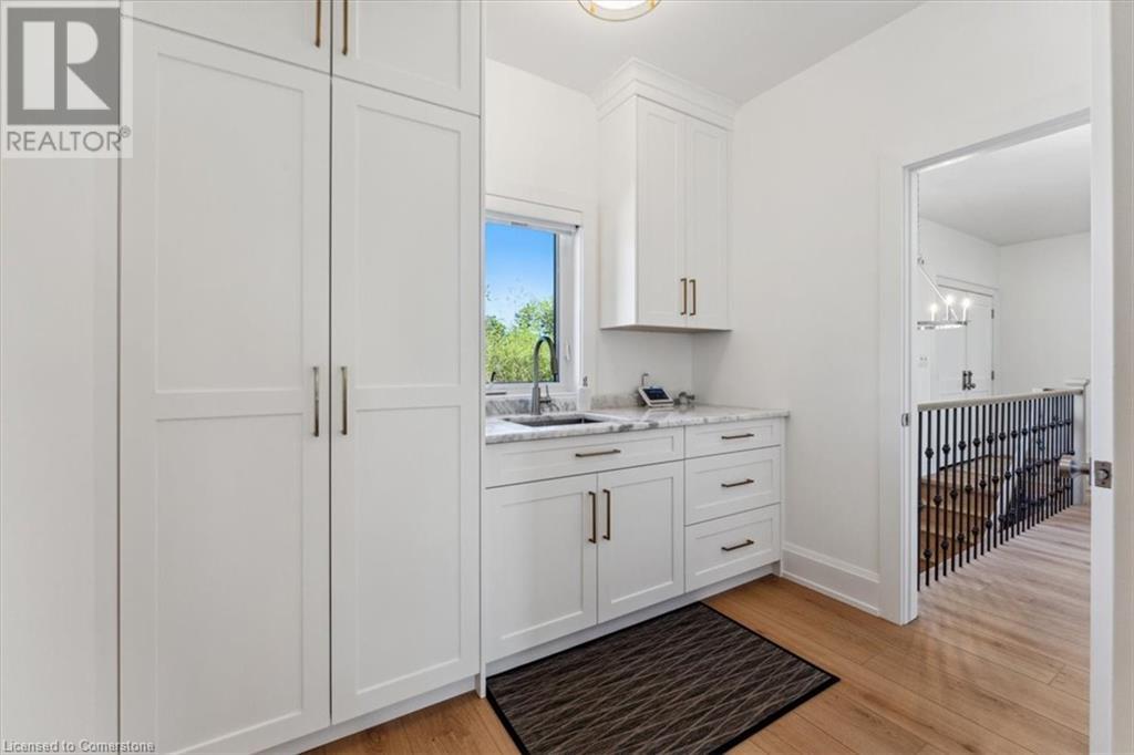 Photo 16 of 5252 Greenlane Road, Lincoln ON