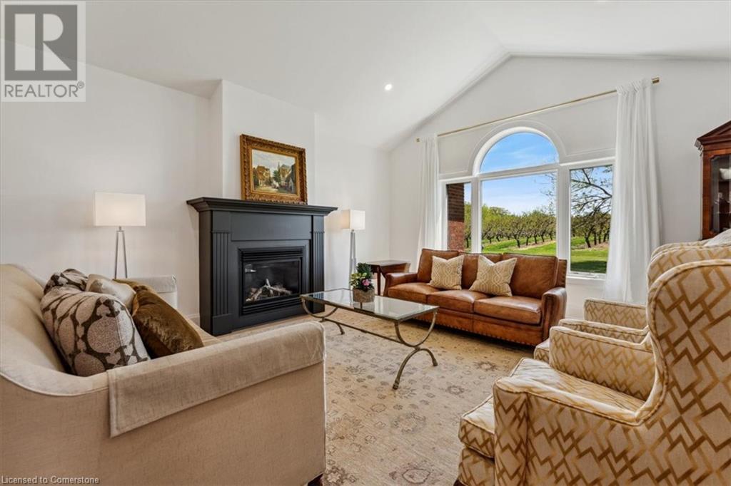 Photo 8 of 5252 Greenlane Road, Lincoln ON