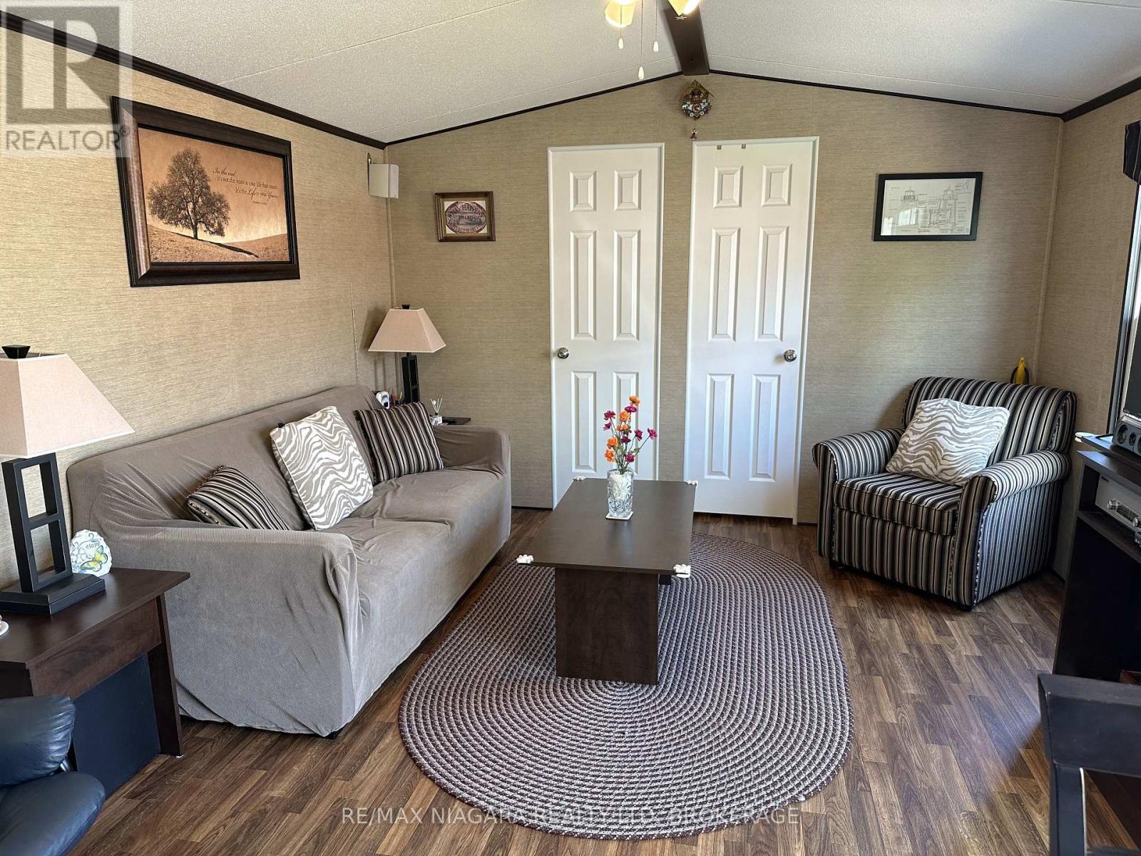Photo 7 of 101 1501 Line 8 Road, Niagaraonthelake ON