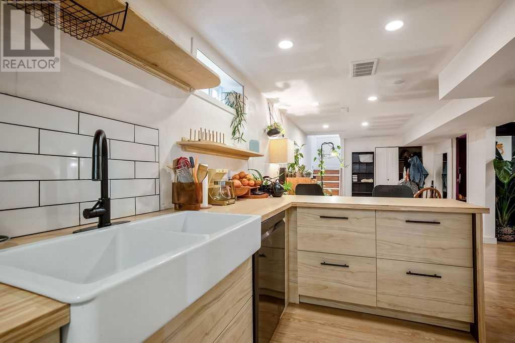 31 Castleglen Crescent NE, Calgary, Alberta